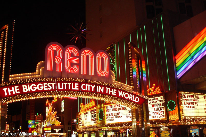 The Reno Arch in Reno NV The Reno Arch in Reno NV