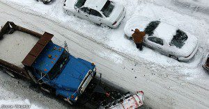 Heavy Snowing in Minneapolis MN