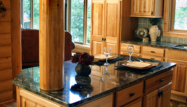 The latest kitchen trends define the countertops as the centerpiece of the room.