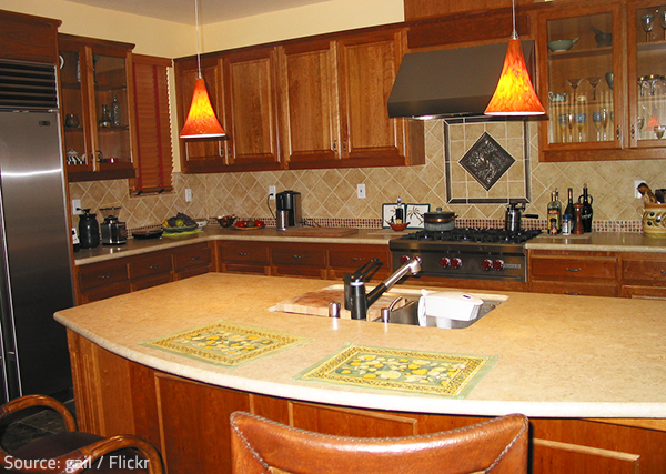 The type of edge you choose for your new granite countertops will affect not only their look, but also their functionality.