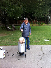 Always-Fry-a-Turkey-Outside-Away-from-House