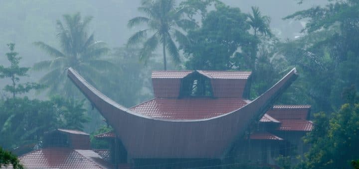 Nor-Easter-hit-New-York-Prepare-and-Safe