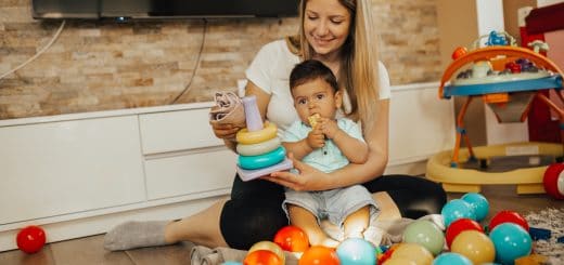 Babysitter-Playing-with-Toddler