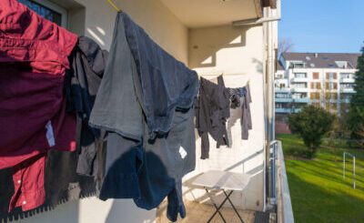 Remove-Musty-Odor-from-Clothes