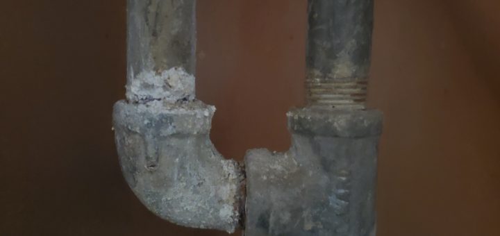 Pipe damage under sink - old kitchen pipes