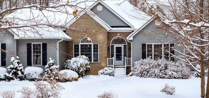 heavy-snow-home-damage