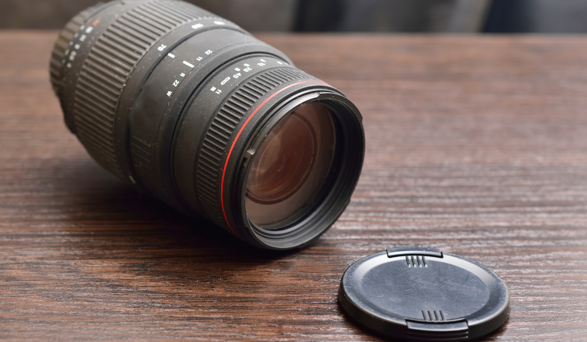 How to Clean Mold and Fungus from a Camera Lens How to Clean Mold and Fungus from a Camera Lens