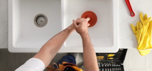 unclogging kitchen sink